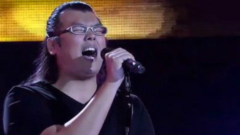 《泰国好声音》一选手演唱龙珠主题曲导师立马转身